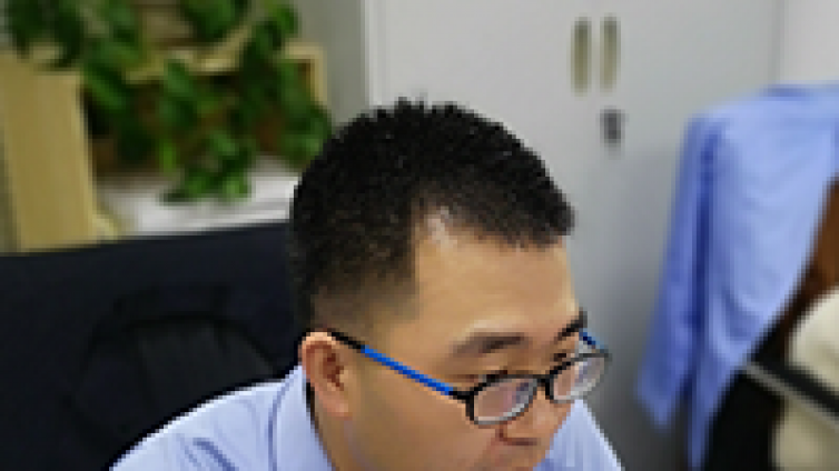 <div class="col-md-7" style="padding:0 20px 0 0;"> 								<h3>王永華</h3> 								<p>中國核工業華興建設有限公司<br /><br /></p> 							</div><p class="description">又一次財稅知識競賽如約而至，作為上次競賽的參與者，內心當然是百感交集，欣喜于又有一次機會去感受比賽的驚心動魄，</p>